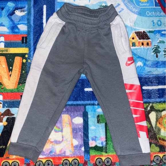 Nike sweats - Picture 3 of 3